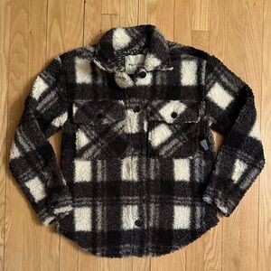 Women’s Teddy Sherpa Jacket, NWT, Wallflower, Black White, Size XS